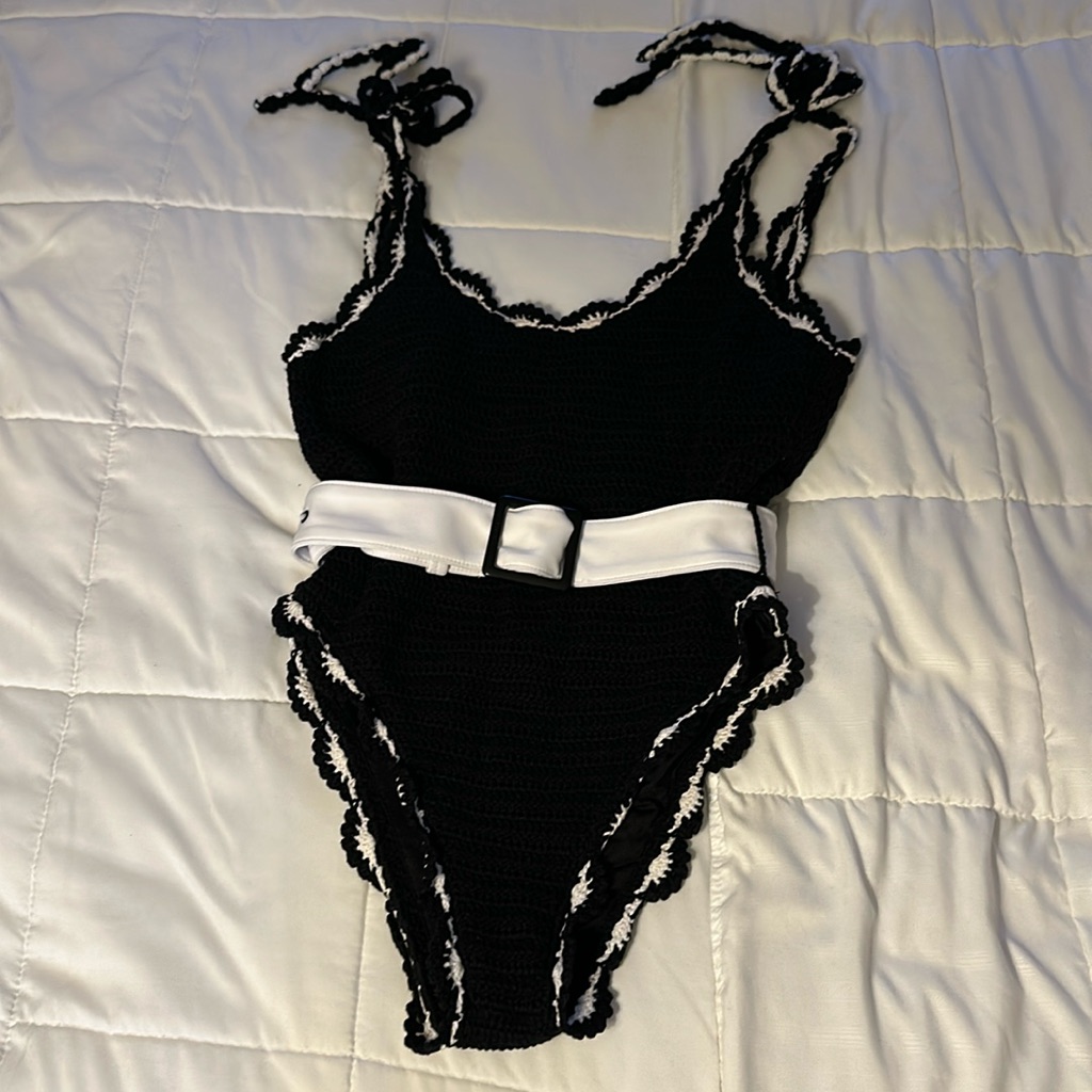 Ma.Iy.O Black White Crochet One Piece Bathing Suit, Szm
